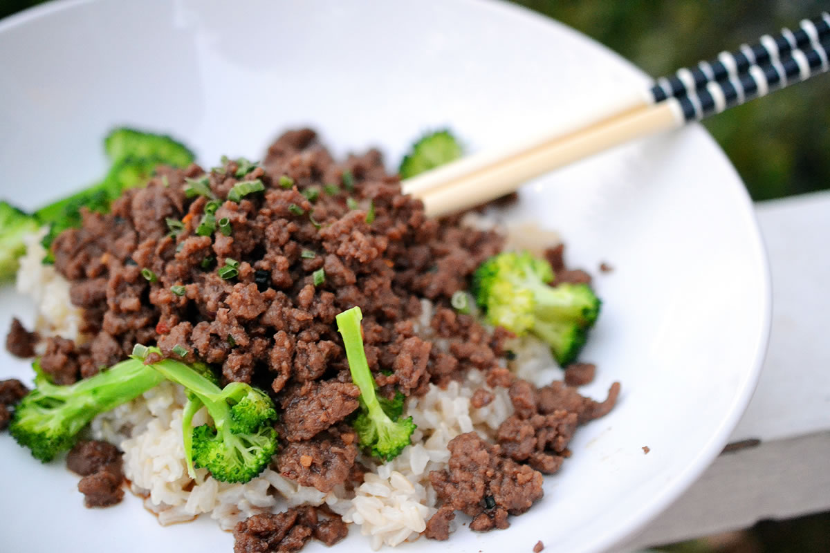 Broccoli and Mince Stir-Fry with Flavoured Rice